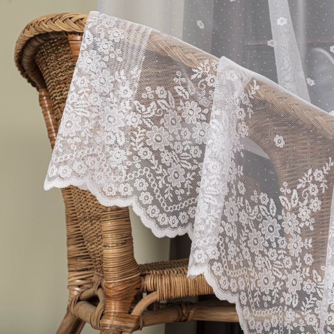 Firanka żakardowa ze wzorem po całości, wysokość 250cm, kolor 001 biały 131011/000/001/000250/1