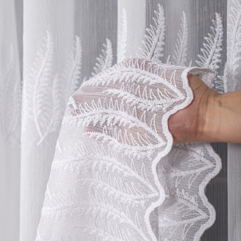 Firanka haftowana, wysokość 285cm, kolor 001 biały FH0034/768/001/000285/1