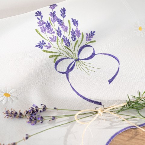 LAWENDOWA POLANA Bieżnik z haftem, szerokość 50cm x wysokość 100cm, kolor 001 biały 291771/KSP/001/050100/1