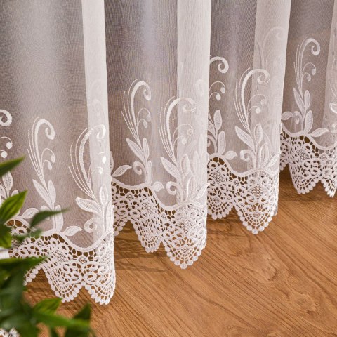 Firanka z aplikacją na markizecie 122467 wysokość 250 cm kolor biały
