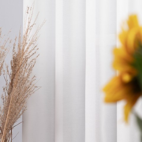 BASIC Zasłona gotowa na przelotkach (srebro chrom), szerokość 145 x wysokość 300cm, kolor 010 biały TD0005/ZGP/010/145301/1