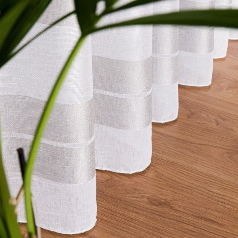 Firanka fantazyjna ze wzorem na samym dole z ołowianką, wysokość 300cm, kolor 032 biały z szarymi pasami 019355/OLO/032/000300/1