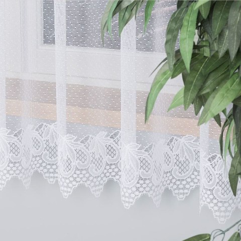 Firanka żakardowa ze wzorem pasowym, wysokość 180cm, kolor 001 biały 004164/000/001/000180/1