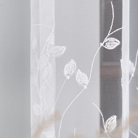 Firanka haftowana 024778 wysokość 250 cm kolor biały Firanka haftowana 024778 wysokość 250 cm kolor biały