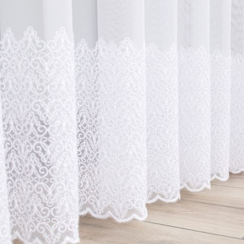 Firanka haftowana 013490 wysokość 280 cm kolor biały Firanka haftowana 013490 wysokość 280 cm kolor biały