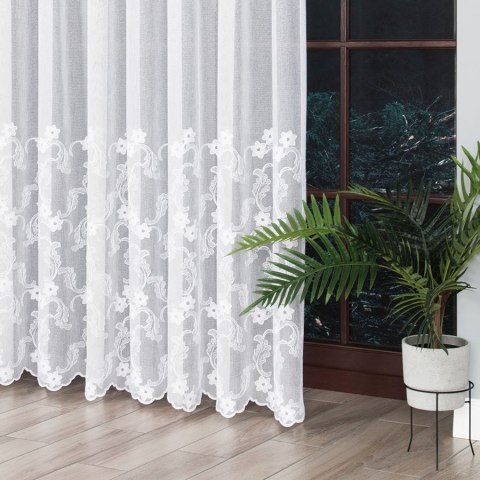 Firanka haftowana ze wzorem na samym dole, wysokość 280cm, kolor 001 biały 033385/382/001/000280/1