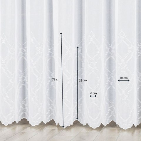 Firanka haftowana ze wzorem na samym dole, wysokość 280cm, kolor 001 biały 034398/955/001/000280/1