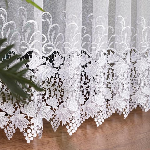 Firanka z aplikacją na markizecie ze wzorem pasowym, wysokość 250cm, kolor 001 biały 122710/433/001/000250/1