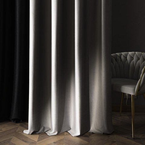 BLACKOUT VELVET Zasłona gotowa na przelotkach, szerokość 140cm x wysokość 230cm, kolor 005 jasny szary BLAVEL/ZGP/005/140230/1