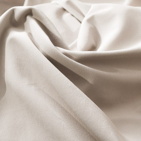 BLACKOUT VELVET Zasłona gotowa na przelotkach, szerokość 140cm x wysokość 230cm, kolor 016 kremowy BLAVEL/ZGP/016/140230/1