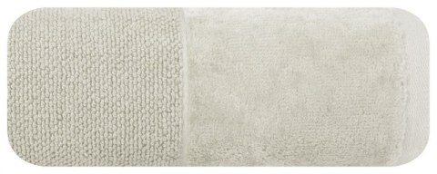 Ręcznik z welurową bordiurą LUCY 50x90 cm kolor kremowy Ręcznik z welurową bordiurą LUCY 50x90 cm kolor kremowy