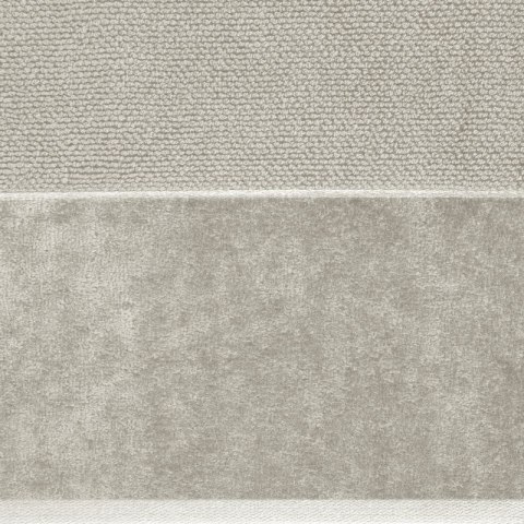 Ręcznik z welurową bordiurą LUCY 70x140 cm kolor beżowy Ręcznik z welurową bordiurą LUCY 70x140 cm kolor beżowy
