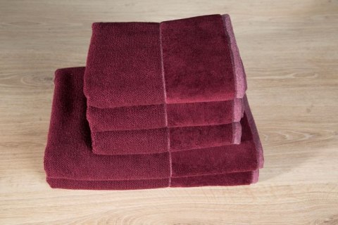 Ręcznik z welurową bordiurą LUCY 50x90 cm kolor bordowy Ręcznik z welurową bordiurą LUCY 50x90 cm kolor bordowy