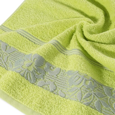 Ręcznik frotte SYLWIA 70x140 cm kolor zielony Ręcznik frotte SYLWIA 70x140 cm kolor zielony