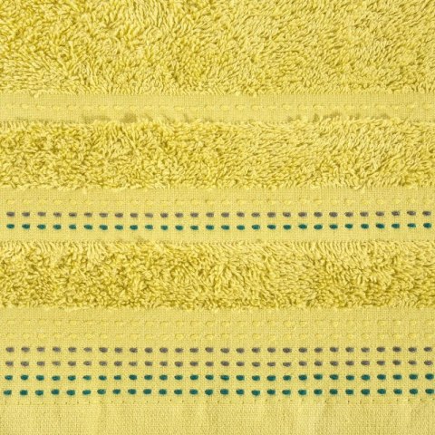 Ręcznik frotte POLA 70x140 cm kolor musztardowy Ręcznik frotte POLA 70x140 cm kolor musztardowy