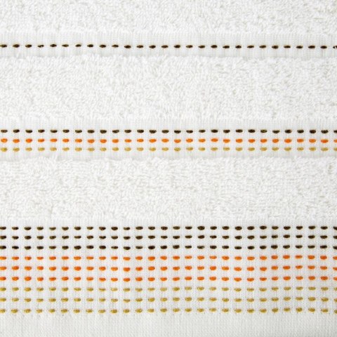 Ręcznik frotte POLA 50x90 cm kolor kremowy Ręcznik frotte POLA 50x90 cm kolor kremowy