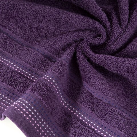 Ręcznik frotte POLA 70x140 cm kolor fioletowy Ręcznik frotte POLA 70x140 cm kolor fioletowy