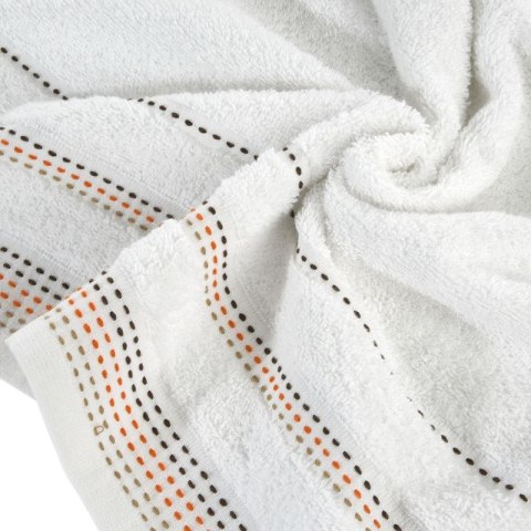 Ręcznik frotte POLA 70x140 cm kolor biały Ręcznik frotte POLA 70x140 cm kolor biały