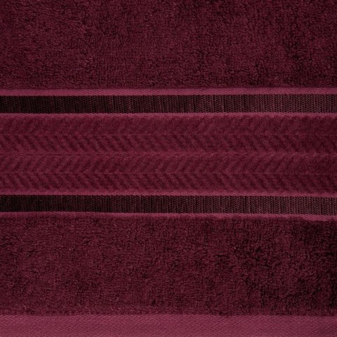 Ręcznik frotte MIRO 70x140 cm kolor bordowy Ręcznik frotte MIRO 70x140 cm kolor bordowy