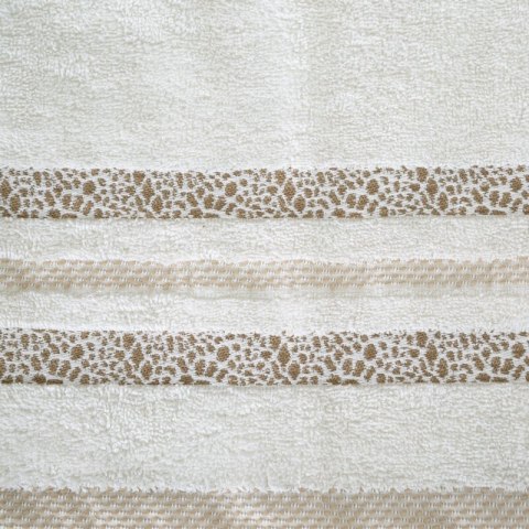 Ręcznik bawełniany TESSA 70x140 cm kolor kremowy Ręcznik bawełniany TESSA 70x140 cm kolor kremowy
