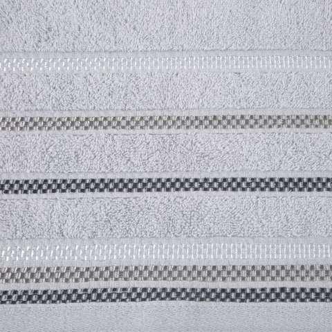 Ręcznik bawełniany LIVIA 30x50 cm kolor srebrny Ręcznik bawełniany LIVIA 30x50 cm kolor srebrny