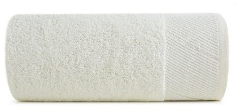 Ręcznik bawełniany EVITA 30x50 cm kolor kremowy Ręcznik bawełniany EVITA 30x50 cm kolor kremowy