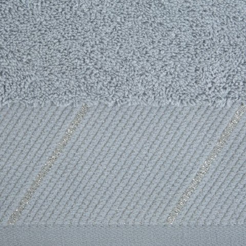 Ręcznik bawełniany EVITA 70x140 cm kolor srebrny Ręcznik bawełniany EVITA 70x140 cm kolor srebrny