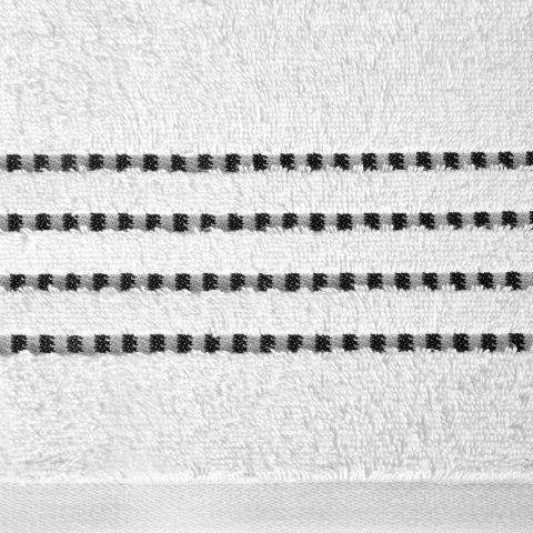 Ręcznik frotte FIORE 50x90 cm kolor biały Ręcznik frotte FIORE 50x90 cm kolor biały