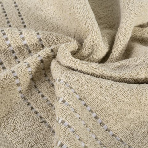 Ręcznik frotte FIORE 30x50 cm kolor beżowy Ręcznik frotte FIORE 30x50 cm kolor beżowy