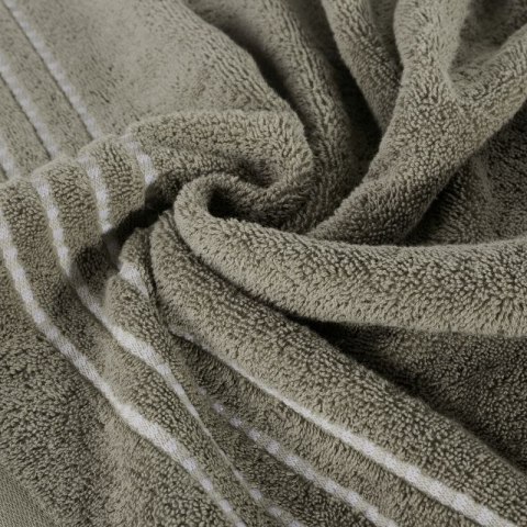 Ręcznik frotte FIORE 50x90 cm kolor brązowy Ręcznik frotte FIORE 50x90 cm kolor brązowy