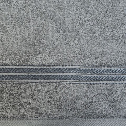 Ręcznik z żakardową bordiurą LORI 50x90 cm kolor stalowy Ręcznik z żakardową bordiurą LORI 50x90 cm kolor stalowy