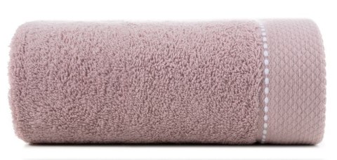 Ręcznik bawełniany DAISY 70x140 cm kolor pudrowy Ręcznik bawełniany DAISY 70x140 cm kolor pudrowy