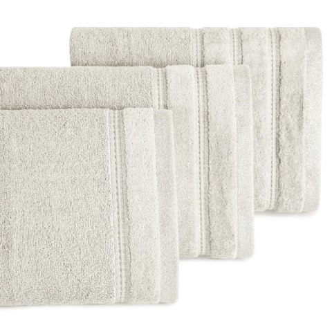 Ręcznik frotte GLORY 30x50 cm kolor beżowy Ręcznik frotte GLORY 30x50 cm kolor beżowy