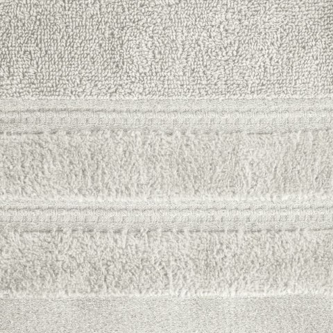 Ręcznik frotte GLORY 30x50 cm kolor beżowy Ręcznik frotte GLORY 30x50 cm kolor beżowy