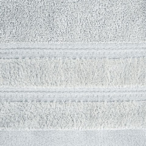 Ręcznik frotte GLORY 70x140 cm kolor srebrny Ręcznik frotte GLORY 70x140 cm kolor srebrny