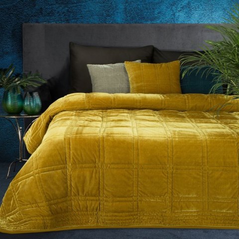 Narzuta KRISTIN 170x210 cm kolor złoty Narzuta KRISTIN 170x210 cm kolor złoty