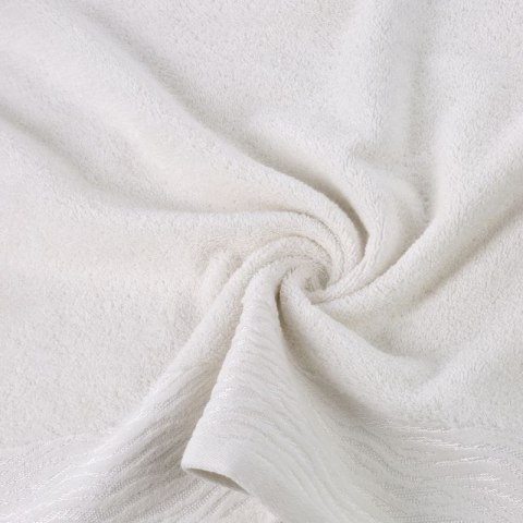 Ręcznik bawełniany DAFNE 50x90 cm kolor kremowy Ręcznik bawełniany DAFNE 50x90 cm kolor kremowy