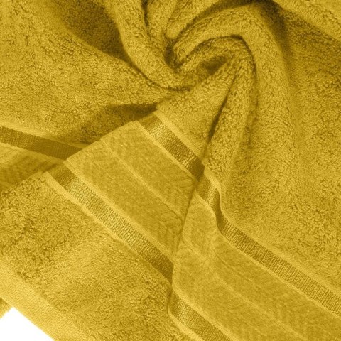Ręcznik frotte MIRO 50x90 cm kolor musztardowy Ręcznik frotte MIRO 50x90 cm kolor musztardowy