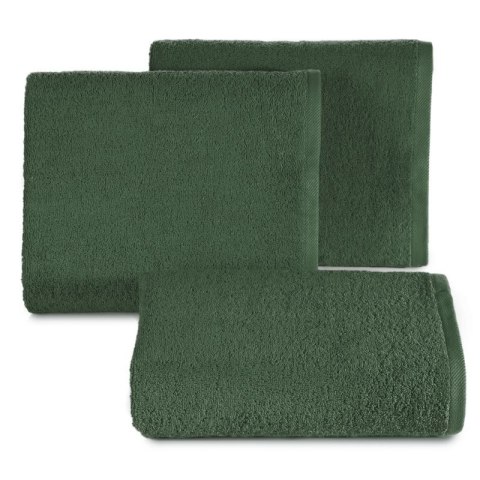 Ręcznik frotte GŁADKI2 50x100 cm kolor butelkowy zielony Ręcznik frotte GŁADKI2 50x100 cm kolor butelkowy zielony