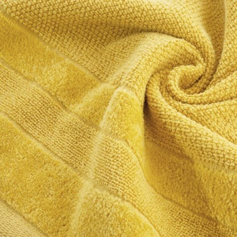 Ręcznik frotte LINEA 70x140 cm kolor musztardowy Ręcznik frotte LINEA 70x140 cm kolor musztardowy