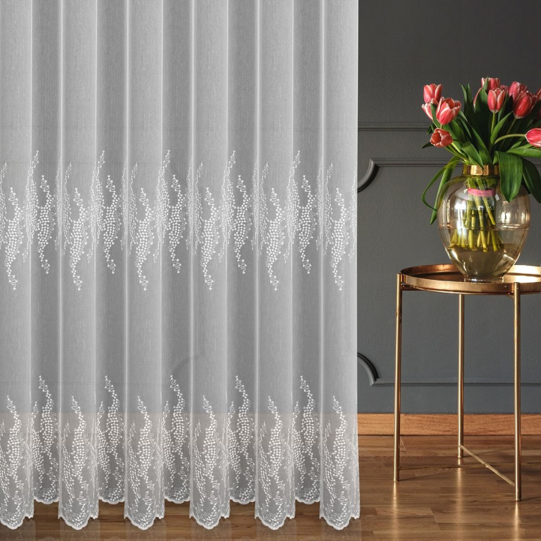 Firanki nowoczesne - elegancja i styl w Twoim wnętrzu