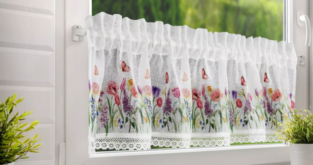 Firany gotowe czy na metry – co wybrać?