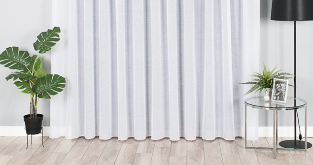 Firany gotowe czy na metry – co się bardziej opłaca?